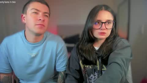 look onlyfans in screen online show from 02.14.25