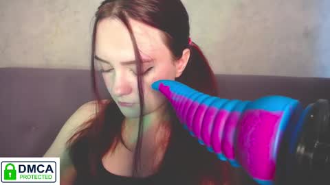 Snapshot of alyssa__scarlet chatting on 02.13.25 Alyssa online show from 02.13.25