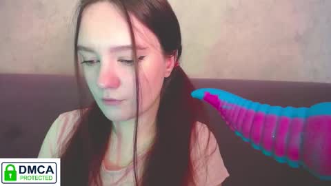 Snapshot of alyssa__scarlet chatting on 10.21.25 Alyssa online show from 10.21.25