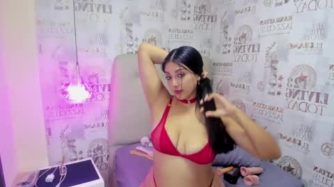 Snapshot of alyssa_park chatting on 12.03.24 ALYSSA online show from 12.03.24
