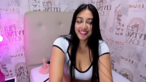 Snapshot of alyssa_park chatting on 01.03.25 ALYSSA online show from 01.03.25