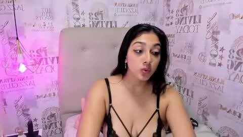 Snapshot of alyssa_park chatting on 02.18.25 ALYSSA online show from 02.18.25