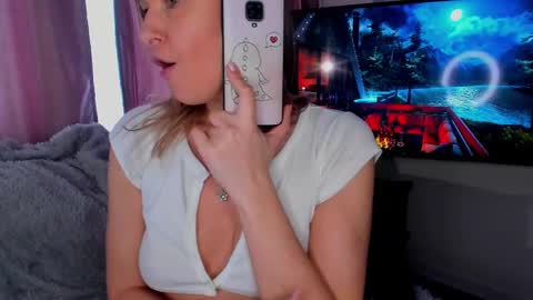 Alyssa  I will be online December 2 at 2000 UTC  online show from 03.07.25