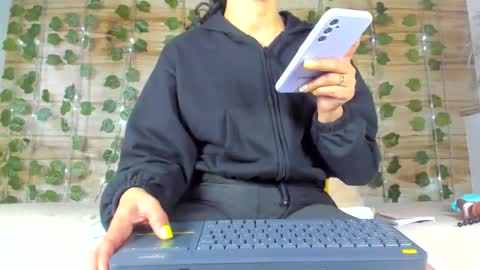 alyssia online show from 02.13.25