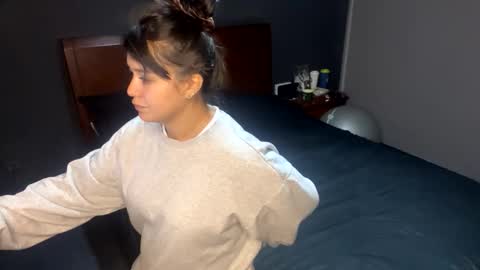 alyssia wolds online show from 09.15.25