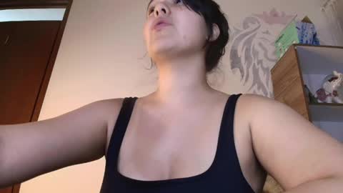 Snapshot of alyssia_wolds_1 chatting on 04.07.26 alyssia wolds online show from 04.07.26