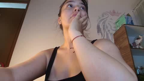 Snapshot of alyssia_wolds_1 chatting on 04.08.26 alyssia wolds online show from 04.08.26