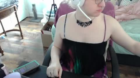 alyxiabewbs online show from 04.23.26