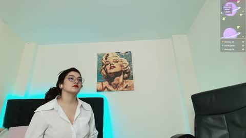 Isabella online show from 01.16.25