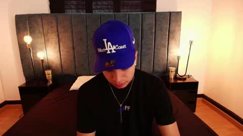 Amadeo Wild online show from 02.15.25