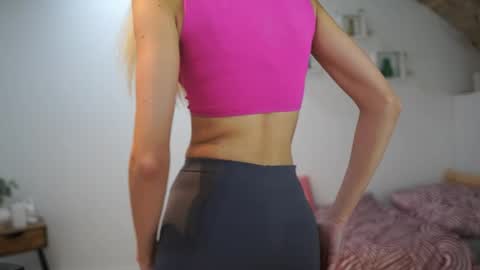 Amai  Liu online show from 09.27.25