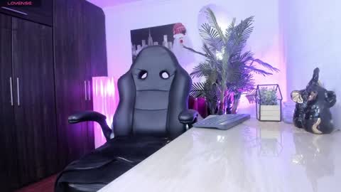 anny online show from 01.14.25