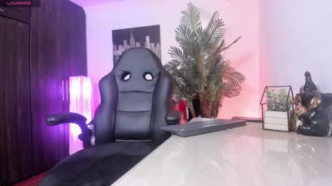 anny online show from 02.10.25