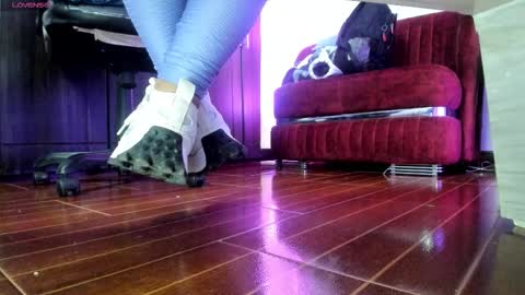 anny online show from 11.08.25