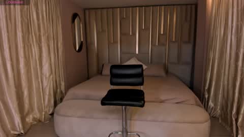 Amaia Haywood online show from 10.17.25