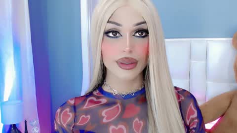 amal_baddel_ online show from 01.25.25