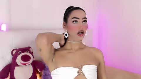 amal_baddel_ online show from 11.23.25