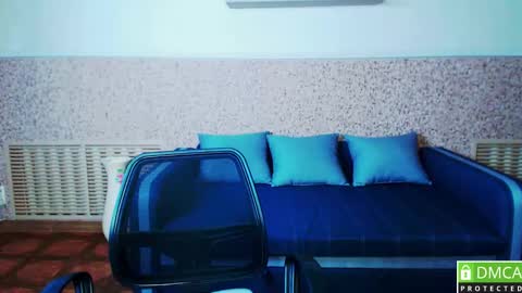 Snapshot of amali_ivanna_smit chatting on 01.12.25 Ivanna online show from 01.12.25