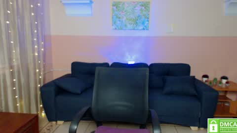 Snapshot of amali_ivanna_smit chatting on 01.21.25 Ivanna online show from 01.21.25
