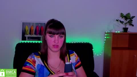 Snapshot of amali_ivanna_smit chatting on 01.27.25 Ivanna online show from 01.27.25