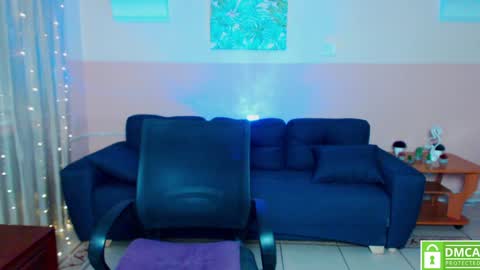 Snapshot of amali_ivanna_smit chatting on 01.28.25 Ivanna online show from 01.28.25