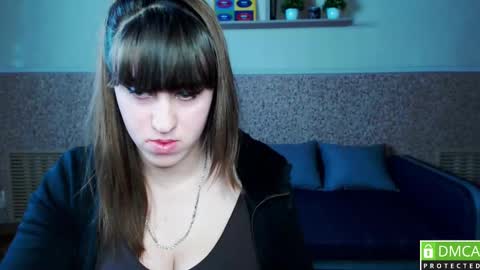 Snapshot of amali_ivanna_smit chatting on 02.05.25 Ivanna online show from 02.05.25