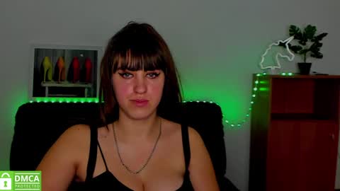 Snapshot of amali_ivanna_smit chatting on 02.06.25 Ivanna online show from 02.06.25