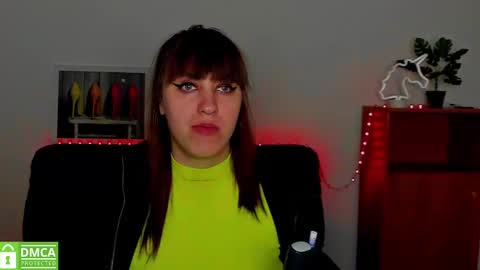 Snapshot of amali_ivanna_smit chatting on 02.20.25 Ivanna online show from 02.20.25