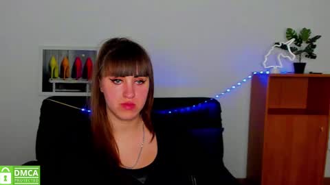 Snapshot of amali_ivanna_smit chatting on 03.06.25 Ivanna online show from 03.06.25