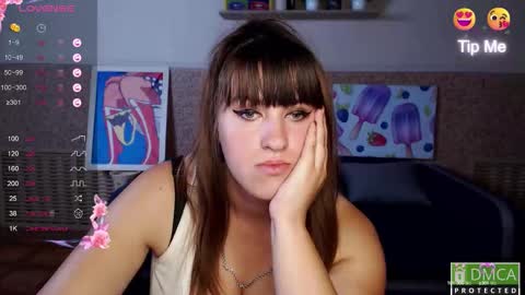 Snapshot of amali_ivanna_smit chatting on 09.12.25 Ivanna online show from 09.12.25