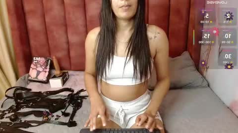 Hilary Ester online show from 04.19.26