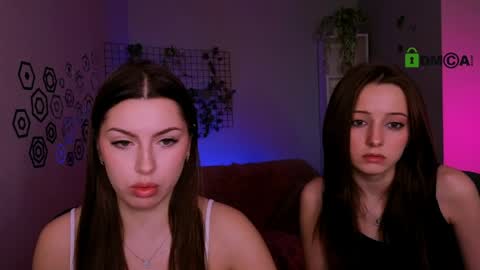 Snapshot of amalialowell chatting on 04.24.26 Amalia online show from 04.24.26