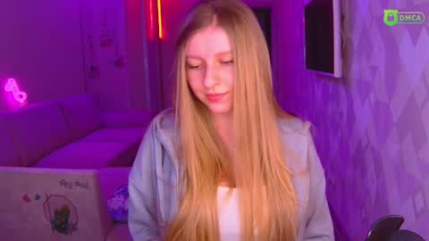 Snapshot of amaliaqueen999 chatting on 12.18.24 Amalia online show from 12.18.24