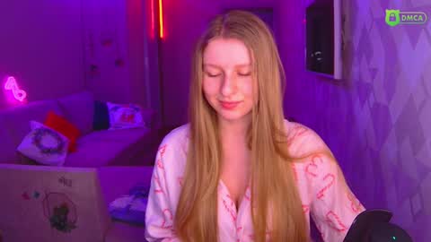 Snapshot of amaliaqueen999 chatting on 12.29.24 Amalia online show from 12.29.24