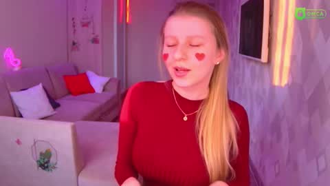 Snapshot of amaliaqueen999 chatting on 02.14.25 Amalia online show from 02.14.25