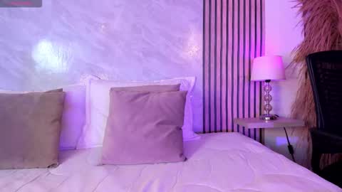 Luisa online show from 09.14.25