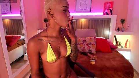  A M A N D A  online show from 02.17.25