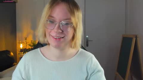 Hi im Amanda online show from 11.15.25