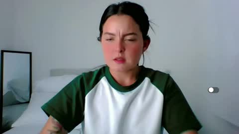 Snapshot of amanda_callum_ chatting on 02.11.25 Katha online show from 02.11.25