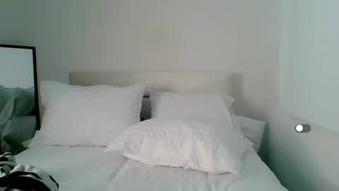 Snapshot of amanda_callum_ chatting on 02.20.25 Katha online show from 02.20.25