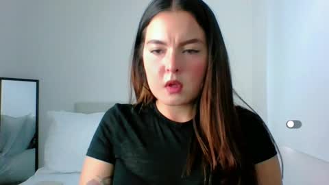 Snapshot of amanda_callum_ chatting on 02.20.25 Katha online show from 02.20.25