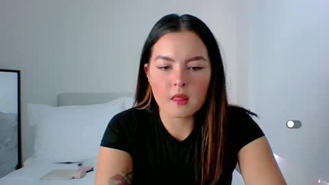 Snapshot of amanda_callum_ chatting on 03.01.25 Katha online show from 03.01.25