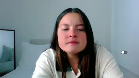 Snapshot of amanda_callum_ chatting on 03.04.25 Katha online show from 03.04.25