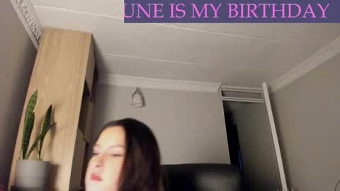 Snapshot of amanda_callum_ chatting on 06.05.26 Katha online show from 06.05.26