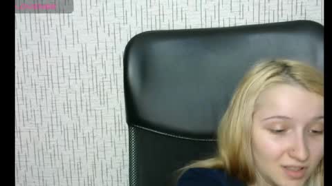Snapshot of amanda_sherr chatting on 01.15.25 Amanda online show from 01.15.25