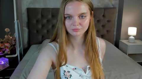 Snapshot of amanda_stele chatting on 09.24.25 Amanda online show from 09.24.25