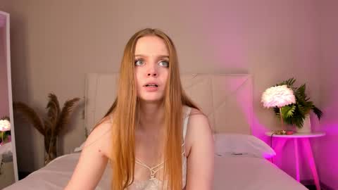 Snapshot of amanda_stele chatting on 11.08.25 Amanda online show from 11.08.25