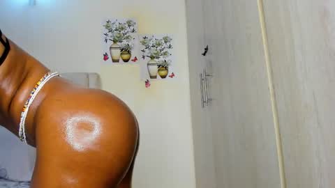 Snapshot of amanda_tint chatting on 02.25.26 Amanda tint online show from 02.25.26