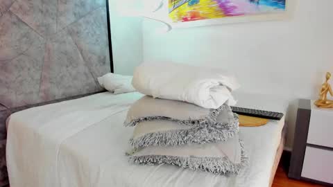 Miss Amanda online show from 02.28.25