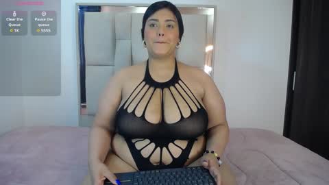 AmandaRousel  online show from 01.23.25